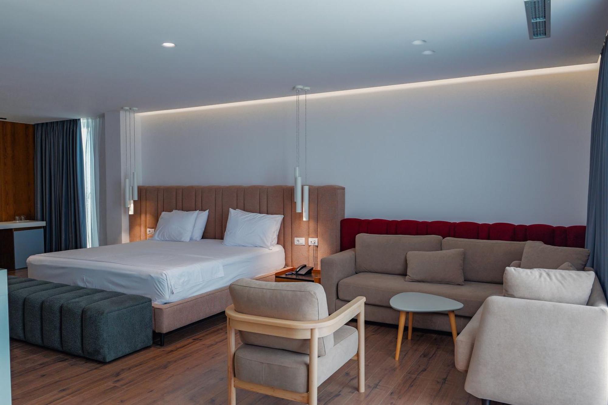 Dorchester Hotel ساراندا المظهر الخارجي الصورة